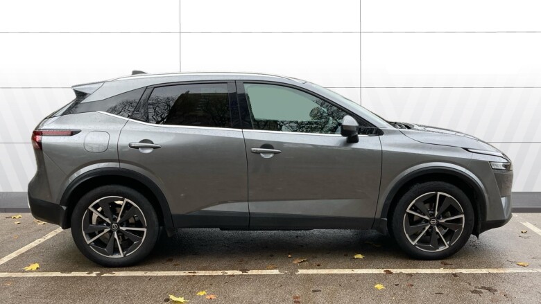 Nissan Qashqai 1.3 DiG-T MH Tekna 5dr Petrol Hatchback